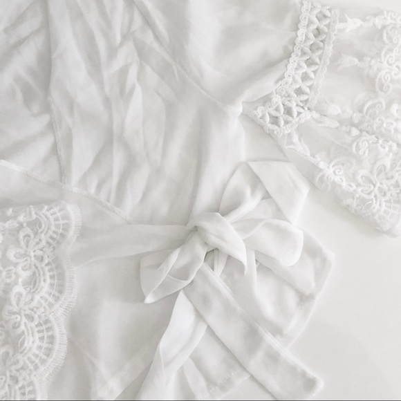 LF White Sheer Long Sleeve Tie-Front Top - Picture 2 of 4